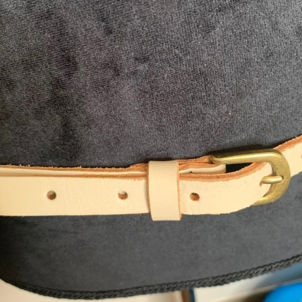 LP by Linda Pelle |Skinny Belt | Braided and chain
